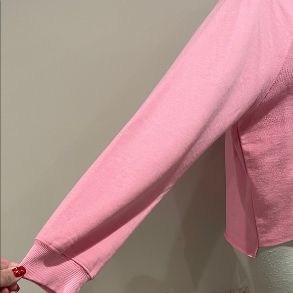 Hem & Thread Pink V-Neck Cropped Sweatshirt, size M NWT - Picture 5 of 11